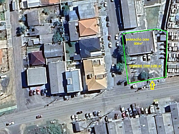 LOTE DE TERRENO COM BARRAC�O