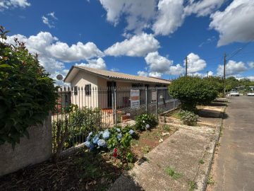 CASA PR�XIMO C�MARA MUNICIPAL